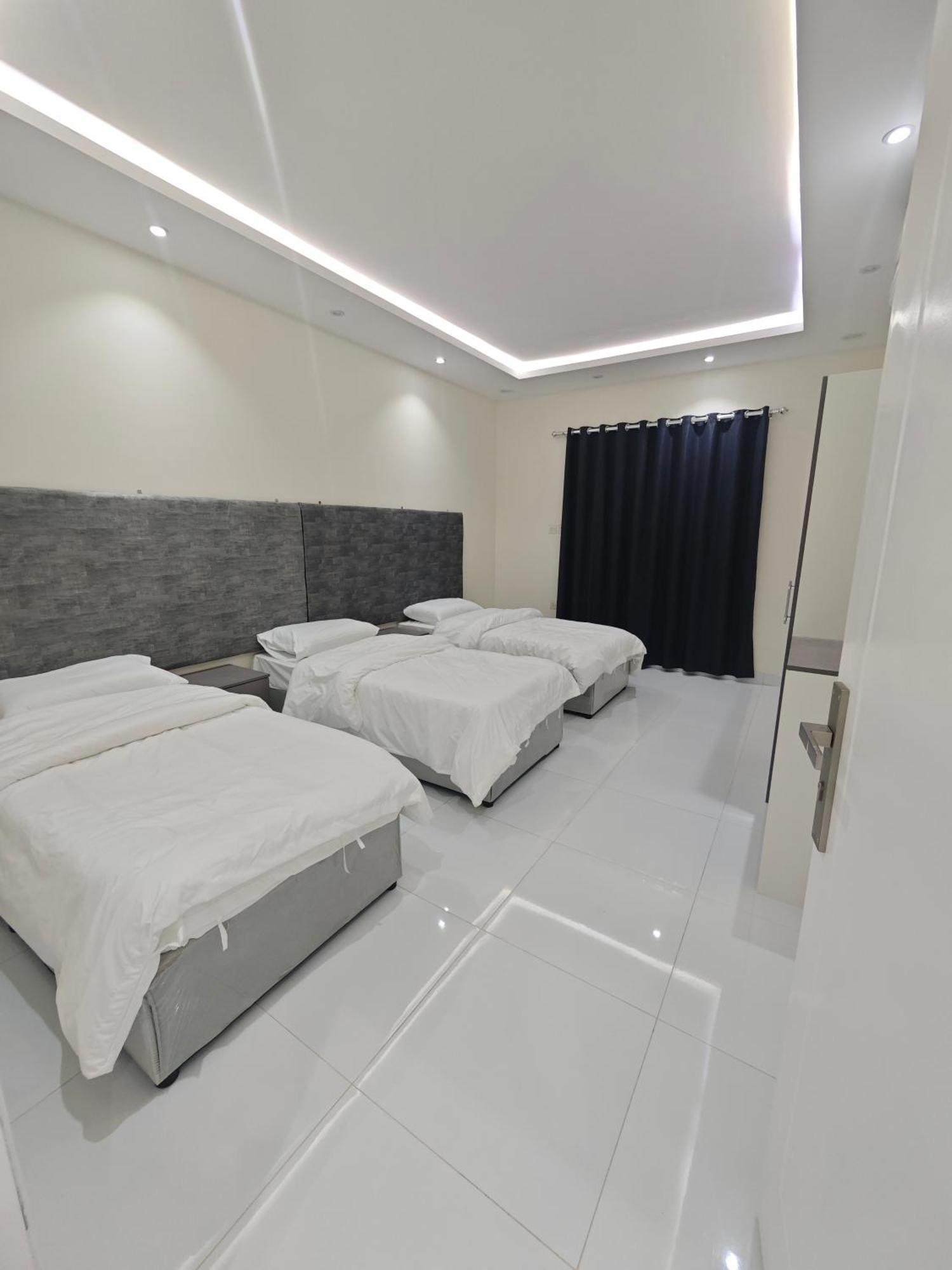 Yaqoot Al Madina Suites Al Awali Buitenkant foto