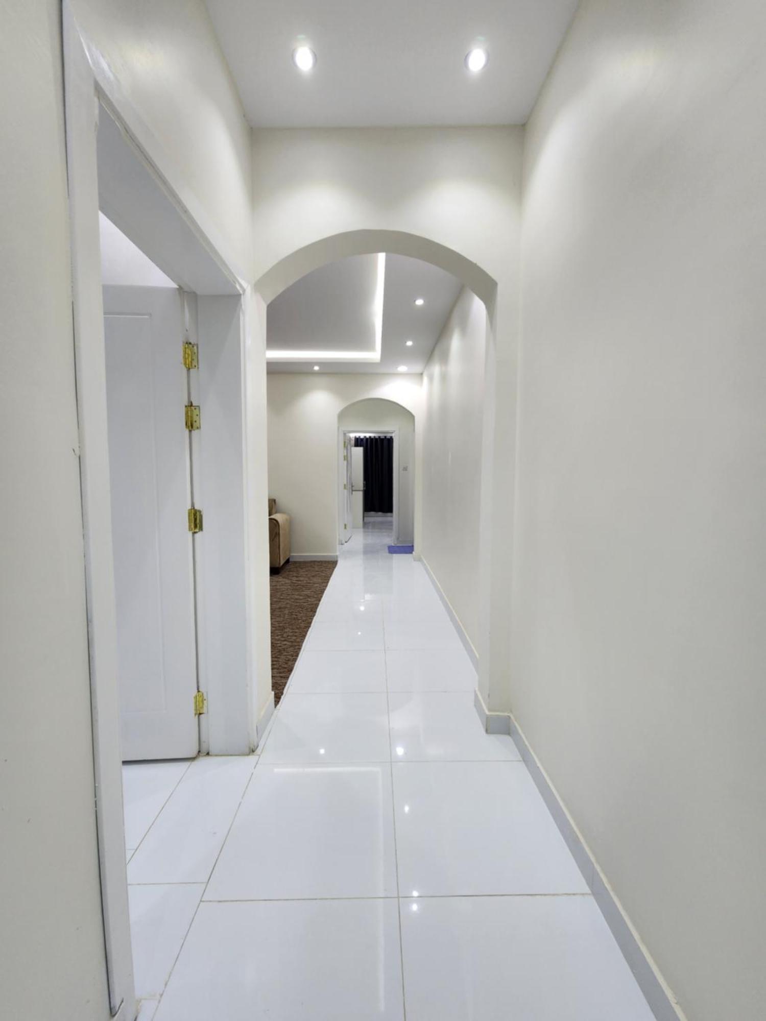 Yaqoot Al Madina Suites Al Awali Buitenkant foto