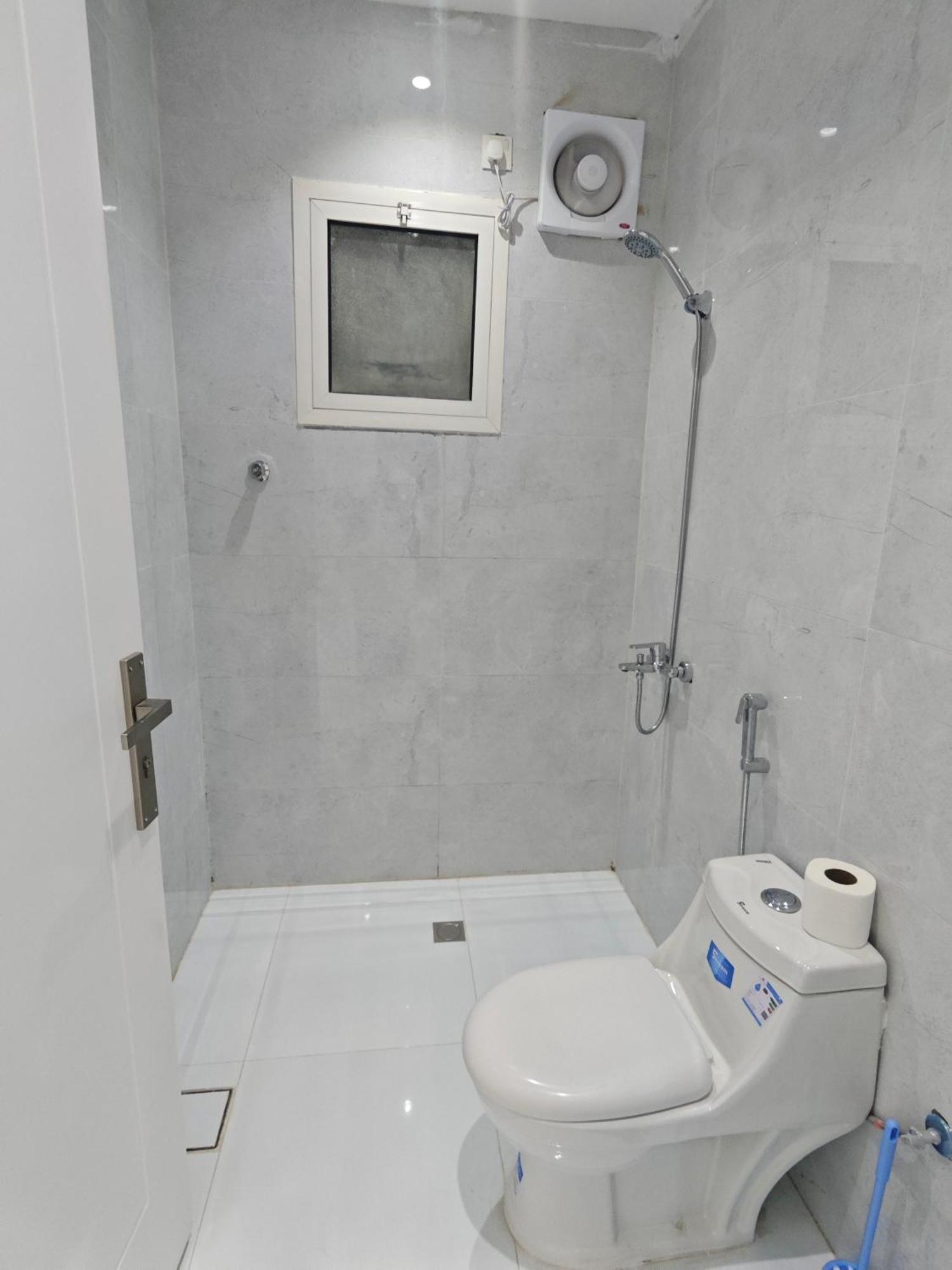 Yaqoot Al Madina Suites Al Awali Buitenkant foto